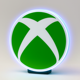 Leuchtendes Xbox Logo LED-Schild mit gleichmäßiger Beleuchtung in einem Gaming-Setup