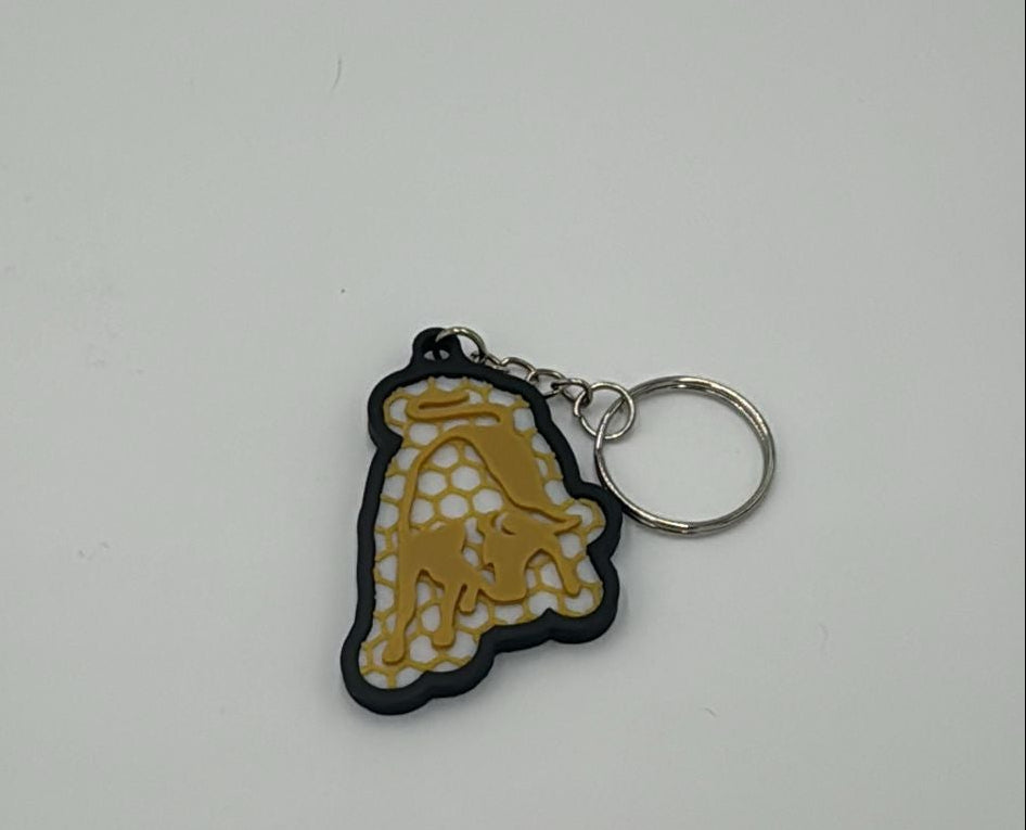 Zeigt präzise Druckqualität und stabile Befestigung am Schlüsselring – langlebig und elegant