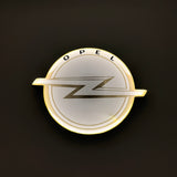 Opel LED-Lampe im Dunkeln mit gleichmäßiger Beleuchtung